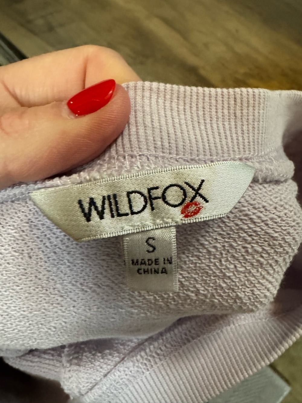 Wildfox Lilac Sweatshirt with Hot Pink "DOGS LOVE ME" Print - Picture 6 of 8